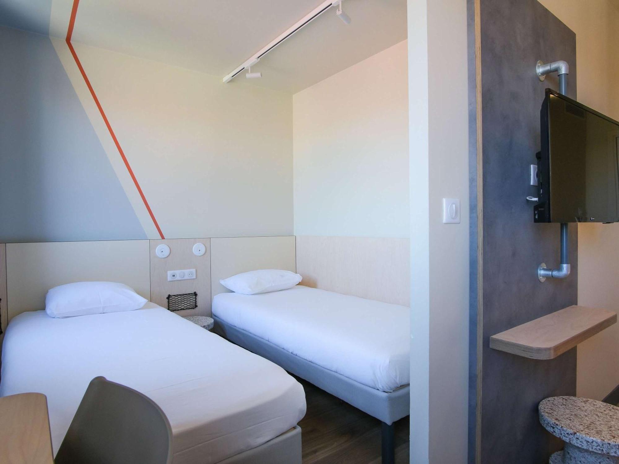 Ibis Budget Toulouse ลาแบจ ภายนอก รูปภาพ